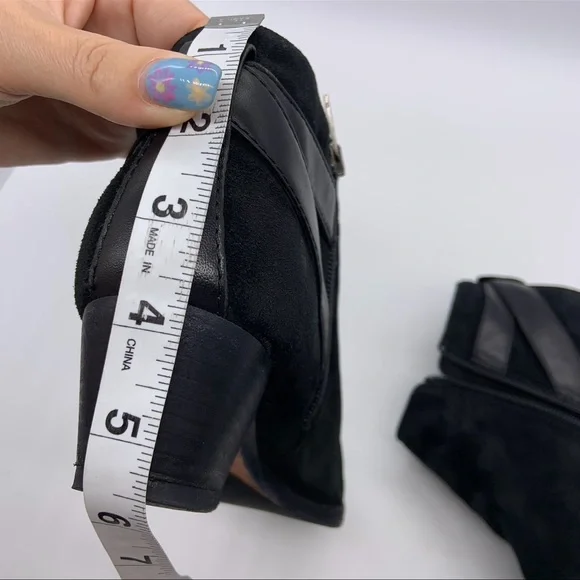 Aquatalia Black Suede Waterproof Farin Ankle Booties Boots Women Size 9 Italy - Picture 16 of 16